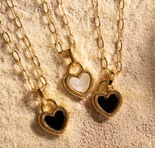 Load image into Gallery viewer, MINI š©·OG PEARL HEARTš©·NECKLACE