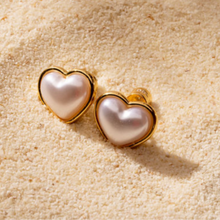 Load image into Gallery viewer, **last pair** PEARL HEARTš¤ STUDš¤EARRINGS