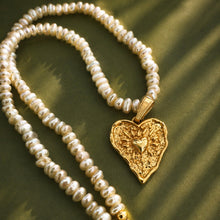 Load image into Gallery viewer, ••last one•• RAVING HEART ⚡️CHOOSE A CHARM PEARL ⚡️CHAIN