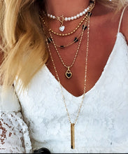 Load image into Gallery viewer, DBL ⫸PEARL♥ HAPPY HEART ♥ CHOKER