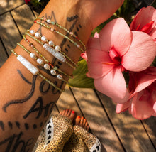 Load image into Gallery viewer, ••NEW•• GOOD ENERGY GEMSTONE & PEARL 🐚BRACELETS