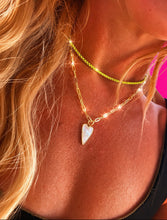 Load image into Gallery viewer, ••last one•• ELECTRIC ⚡️ LEMONADE CHOKER