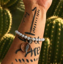 Load image into Gallery viewer, ••NEW•• SILVER 🩶LUCKY PENNY SILVER MOONSTONE BRACELET