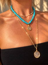 Load image into Gallery viewer, ••NEW•• QUARTER LOCKET 🤍NECKLACE