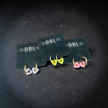 Load image into Gallery viewer, HEART CHARM HOOP ⫸ EARRINGS