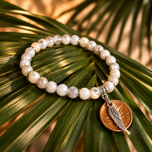 Load image into Gallery viewer, ••NEW•• SILVER 🩶LUCKY PENNY SILVER MOONSTONE BRACELET