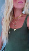 Load and play video in Gallery viewer, **TOP 20**  ⫸ LUXE Self Love 🖤 LUXURY-HEART ⫸ Necklace
