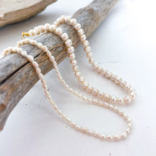 Load image into Gallery viewer, **NEW** PRETTY GIRL PEARL WHITE ⫸DBL NECKLACE
