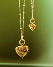 Load image into Gallery viewer, ** TOP 20** SUNBURST HEART⫸follow your heart ⫸ Necklace
