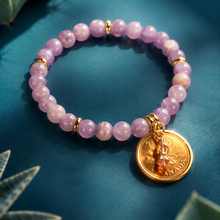 Load image into Gallery viewer, ••NEW•• PEACE ✌🏽 PURPLE LUCKY PENNY BRACELET
