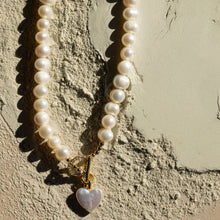 Load image into Gallery viewer, DBL PRETTY GIRL ⫸ PEARL HEART CHOKER

