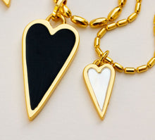 Load image into Gallery viewer, 2 in 1 🖤 GOLD 🖤PEARL &amp; BLACK ONYX 🖤 HEART NECKLACE
