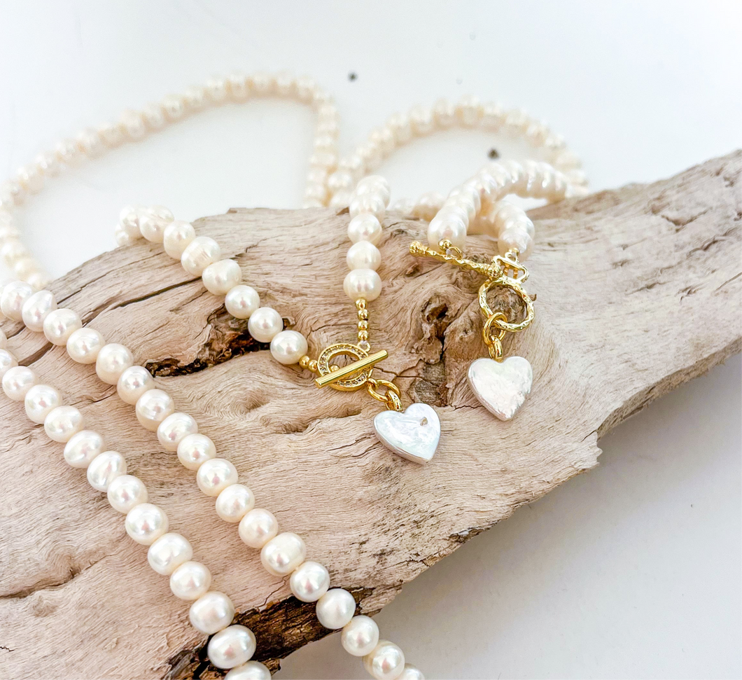 **NEW** DBL PRETTY GIRL ⫸ PEARL HEART CHOKER