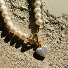 Load image into Gallery viewer, DBL PRETTY GIRL ⫸ PEARL HEART CHOKER
