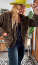 Load image into Gallery viewer, KRISTAS CLOSET 🩷 FREE PEOPLE QUILTED DOLMAN JACKET 🩷 XS
