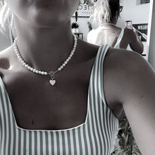 Load image into Gallery viewer, **NEW** DBL PRETTY GIRL ⫸ PEARL HEART CHOKER
