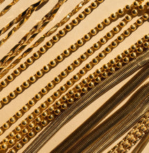 Load image into Gallery viewer, BE YOU 🖤BALL CHAIN 🖤 GOLD
