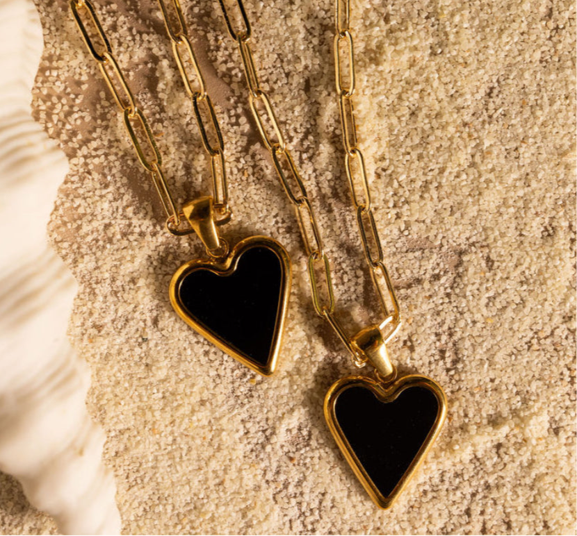 DBL OG HEART ⫸ NECKLACE (BLACK & PEARL)