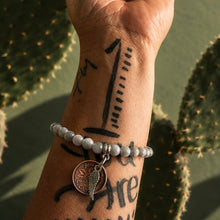 Load image into Gallery viewer, ••NEW•• SILVER 🩶LUCKY PENNY SILVER MOONSTONE BRACELET
