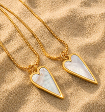 Load image into Gallery viewer, DOUBLE SIDED♥HAPPY HEART ♥ PEARL &amp; BLACK ♥ GOLD
