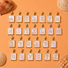 Load image into Gallery viewer, ••NEW•• PINK SEA SHELL 🐚 LETTER NECKLACE
