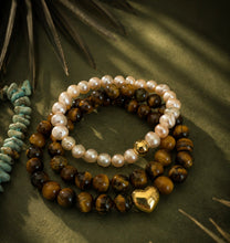 Load image into Gallery viewer, ••NEW•• TIGERS EYE⚡️RAVING HEART BRACELET
