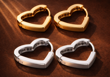 Load image into Gallery viewer, ••SOLD OUT •• MINI🩷HEART HOOPS
