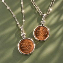 Load image into Gallery viewer, ••NEW•• **silver** PENNY LOCKET ✨NECKLACE
