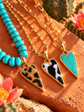 Load image into Gallery viewer, ••NEW•• TURQOISE &amp; WILD CHILD ANIMAL PRINT ⚡️NECKLACE
