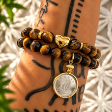 Load image into Gallery viewer, ••NEW•• TIGERS EYE 👁️ DIME CHARM BRACELET
