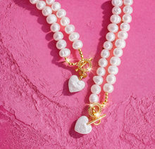 Load image into Gallery viewer, PEARL♥ HAPPY HEART ♥ CHOKER
