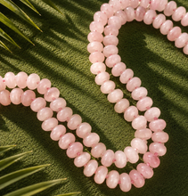 Load image into Gallery viewer, ••NEW•• ROSE QUARTZ CRYSTAL COOL GIRL✨NECKLACE
