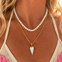 Load image into Gallery viewer, ••NEW•• DOUBLE SIDED 🩷RAVING HEART NECKLACE
