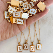 Load image into Gallery viewer, PEARL LETTER NECKLACE ⫸PEARL
